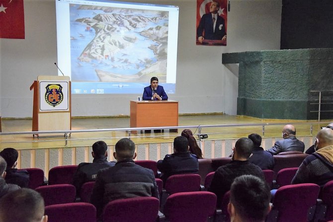 Tutuklu Ve Hükümlülere Çanakkale Kahramanları Anlatıldı