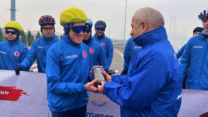Osmangazi Köprüsü’nde Başladılar, Çanakkale’ye Kadar Pedal Çevirecekler