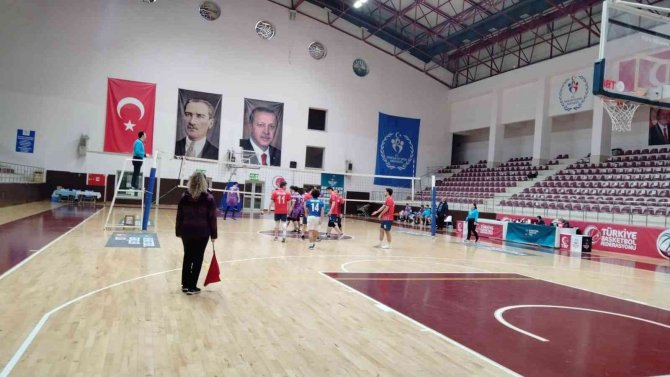 Düzce Final Yolunda Emin Adımlarla İlerliyor