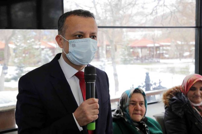 Şehit Aileleri Ve Gaziler Yemek Programında Buluştu