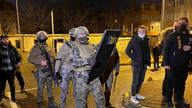 İ̇stanbul’da 9 Milyon Liralık Vurgun Yapan Çeteye Şafak Operasyonu