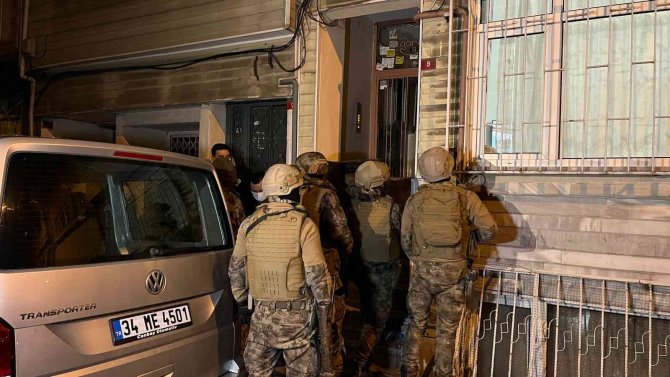 İ̇stanbul’da 9 Milyon Liralık Vurgun Yapan Çeteye Şafak Operasyonu