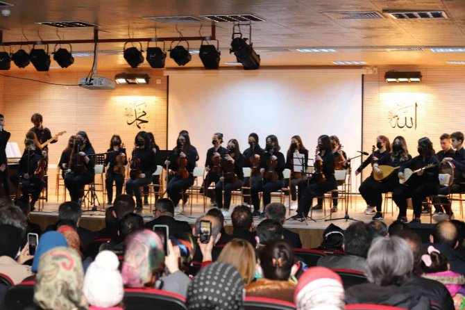 Çanakkale Zaferi’nin 107. Yıl Dönümü Kızılcahamam’da Düzenlenen Programla Kutlandı