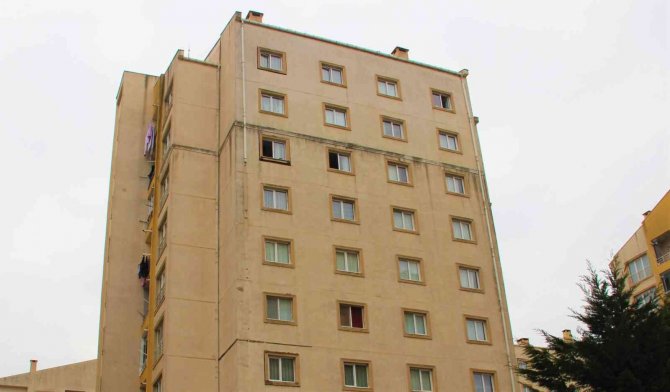 Satın Aldığını Zannettiği Dairede 9 Buçuk Sene Kiracı Olarak Oturdu