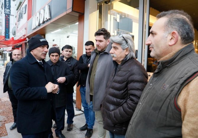Başkan Söğüt, Ağadere Caddesi’nde İncelemelerde Bulundu