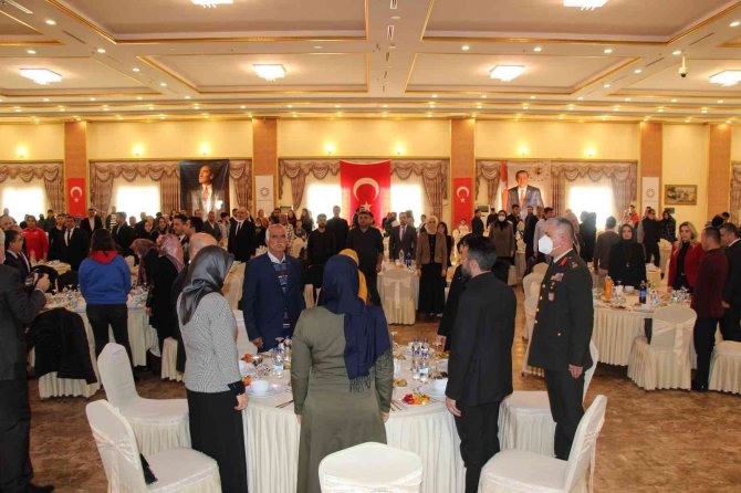 Mardin’de Şehit Ve Gaziler Onuruna Yemek