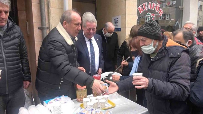 Memleket Partisi Genel Başkanı Muharrem İ̇nce’den Hoşaf Ve Ekmek İkramı
