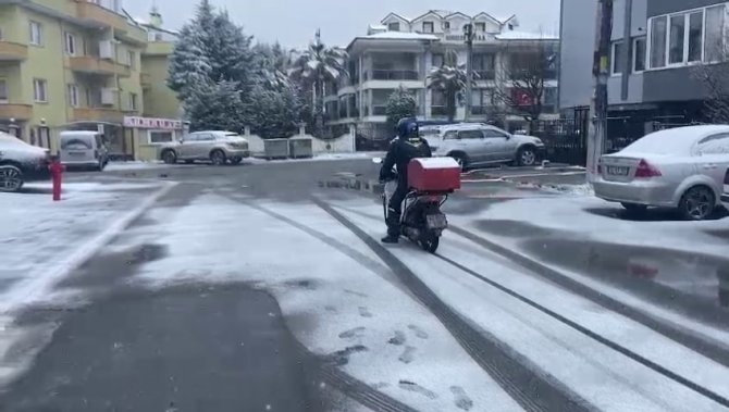 Sakarya’da Kar Yağışı Başladı