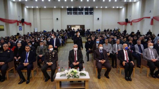Muş’ta “18 Mart Çanakkale Zaferi Ve Şehitleri Anma Günü” Programı