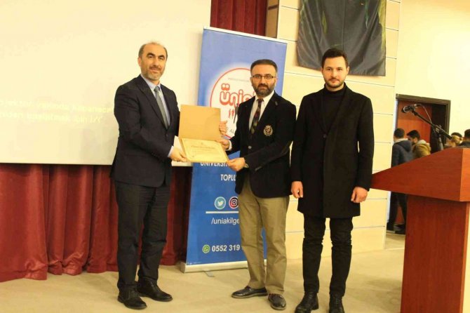 Omü’lü Öğrencilere Muharip Yapay Zeka Anlatıldı