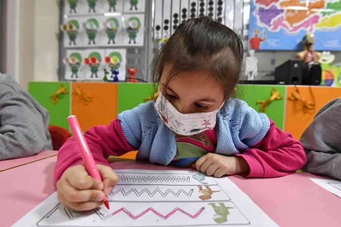 Osmek’ten Kadın İstihdamına Destek