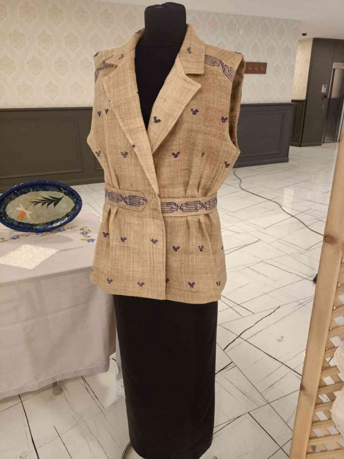 Palandöken Mem, Atık Malzemelerden Üretilen Ürünlerle Sergi Açtı