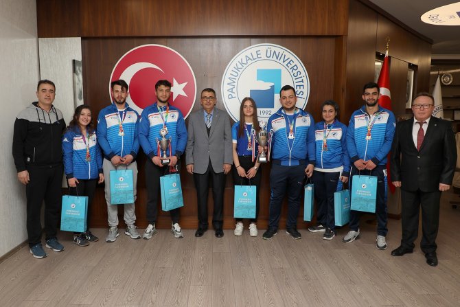 Bileği Bükülmeyen Şampiyonlara Rektör Kutluhan’dan Tebrik