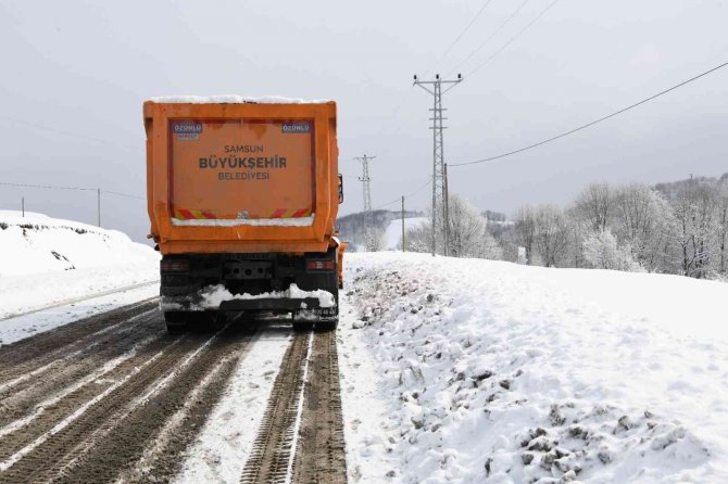 Samsun’da Karla Mücadele: 109 Mahalleden 70’i Açıldı