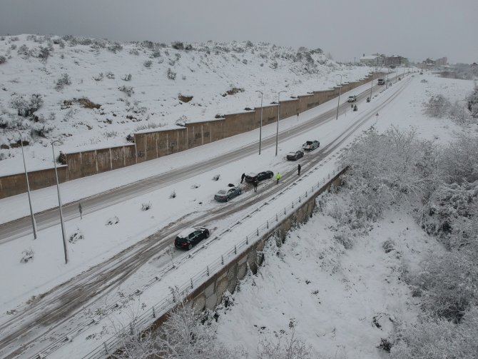 Sinop’taki Kar Yağışı Trafiği Olumsuz Etkiledi