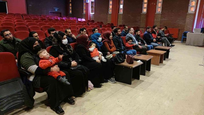 Silopi’de Yabancı Uyruklu Kişilere ’Sosyal Uyum Projesi’ Semineri