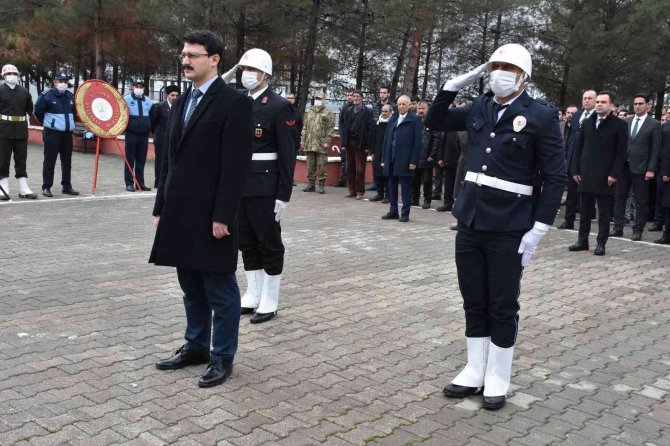 Siverek’te Çanakkale Zaferi Programına Katılanlara Üzüm Hoşafı Dağıtıldı