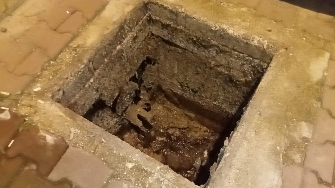Su Saati Ve Rögar Kapağı Çalıp Kayıplara Karıştılar