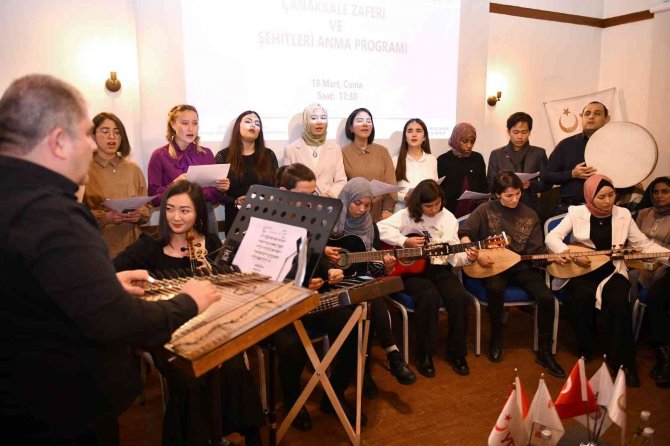 Uluslararası Öğrenciler Çanakkale Zaferi’ni Şiir Ve Türkülerle Kutladı