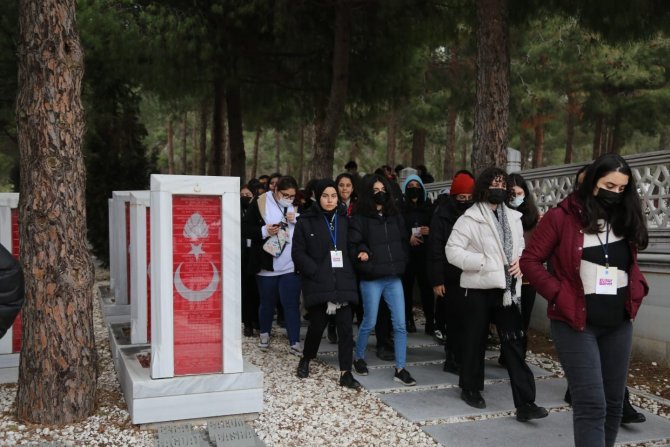 Tuzlalı Öğrencilere Çanakkale Destanı Anlatılıyor