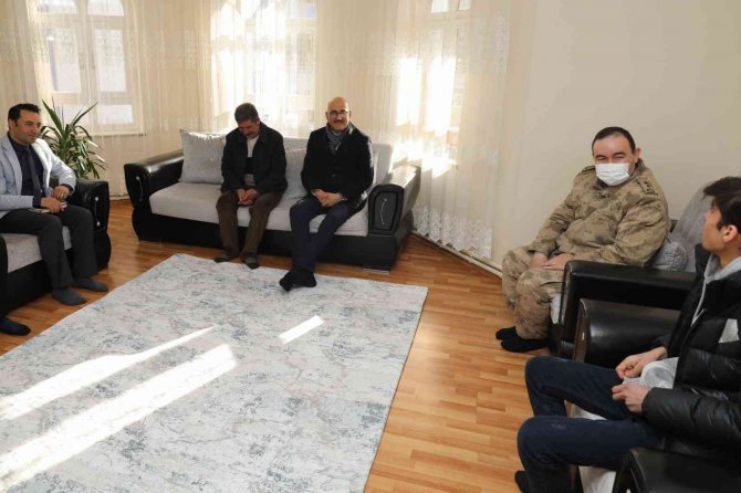 Kaymakam Ve Belediye Başkan Vekili Aydın’dan Şehit Ailelerine Ziyaret