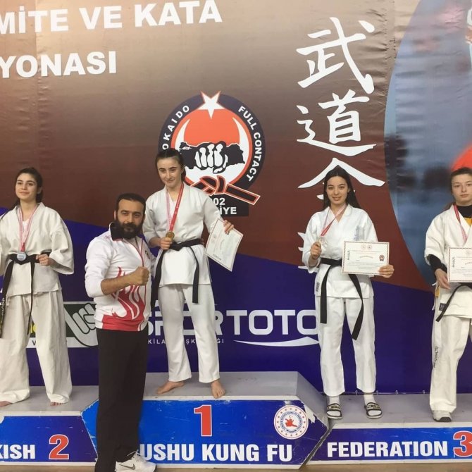 Kayserili Sporculardan Türkiye Şampiyonasında 2 Bronz Madalya