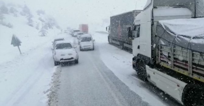 Antalya-konya Karayolunda Trafik Normale Döndü