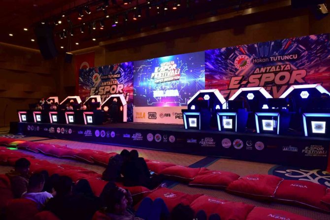 Kepez’de E-sporfest Başladı