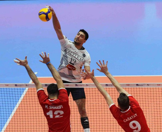 Efeler Ligi: Altekma: 0 - Spor Toto: 3