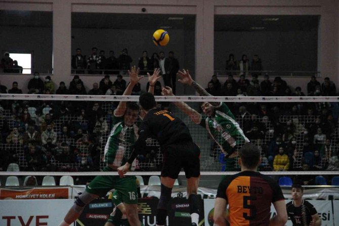 Efeler Ligi: Bingöl Solhan Spor: 2 - Galatasaray: 3