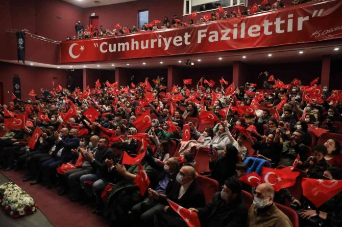 Aydın’da, Çanakkale Zaferi Sahnelendi