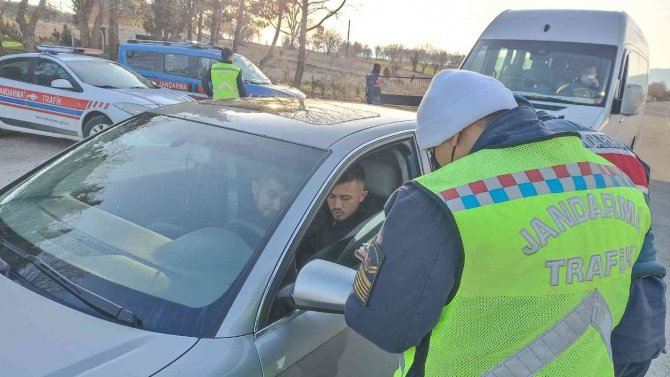 Balıkesir’de 43 Şahsa ’Huzur’ Operasyonu