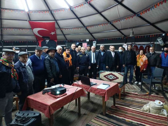 Çanakkale Zaferi Anıları Şiirlerle Anlatıldı