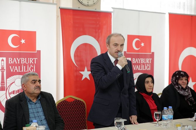 Bayburt’ta Şehit Aileleri Ve Gaziler Onuruna Yemek Verildi