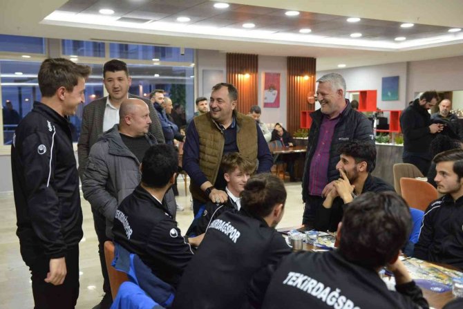 Futbolculardan Üst Lige Çıkma Sözü Aldı