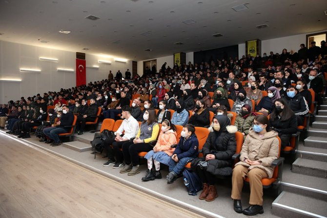 Çanakkale Deniz Zaferi’nin Yıl Dönümü Dolayısıyla Program Düzenlendi
