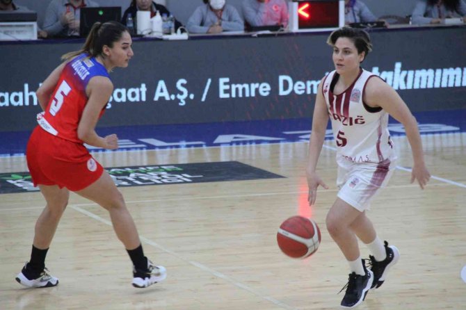 Kadınlar Basketbol Süper Ligi: Elazığ İ̇l Özel İ̇dare: 64 - Botaş: 105