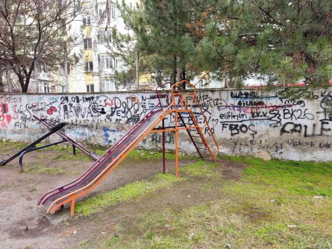 Ne Yapsalar Çare Olmuyor