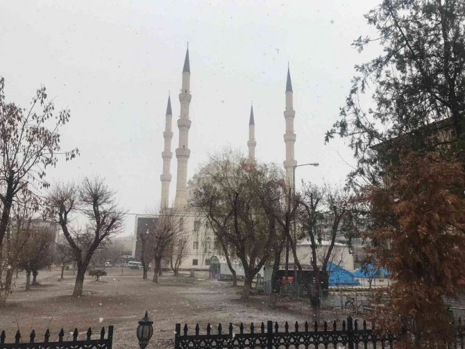 Iğdır’da Kar Yeniden Başladı