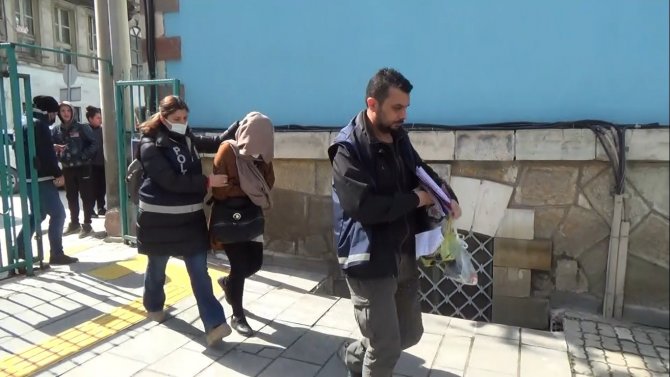 Kütahya’da 4 Telefon Dolandırıcısı Polis Tarafından Yakalandı