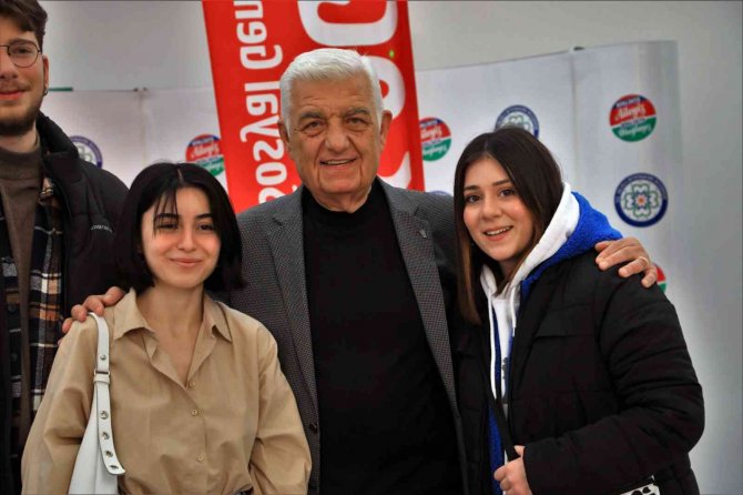 Başkan Gürün, Üniversite Öğrencileri İle Bir Araya Geldi