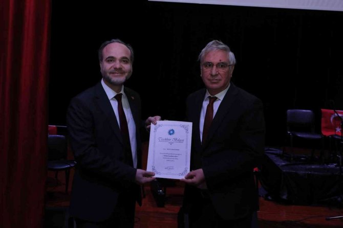 Üniversitede 18 Mart Çanakkale Zaferi Konferansı Gerçekleştirildi