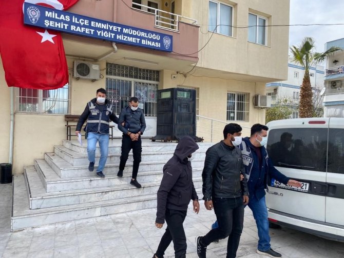 Milas’ta Akaryakıt Ve Akü Hırsızları Yakalandı