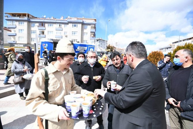 Pursaklar’da Menü Üzüm Hoşafı Ve Bir Dilim Ekmek