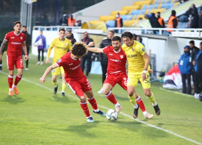 Spor Toto 1. Lig: Menemenspor: 3 - Boluspor: 2