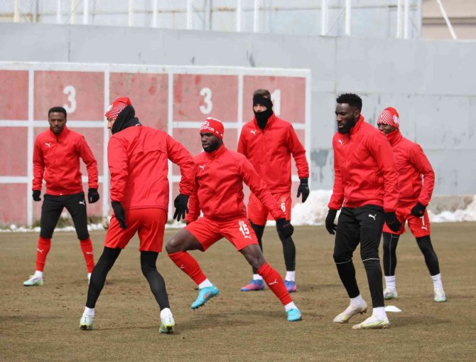 Sivasspor, Altay Maçına Hazır
