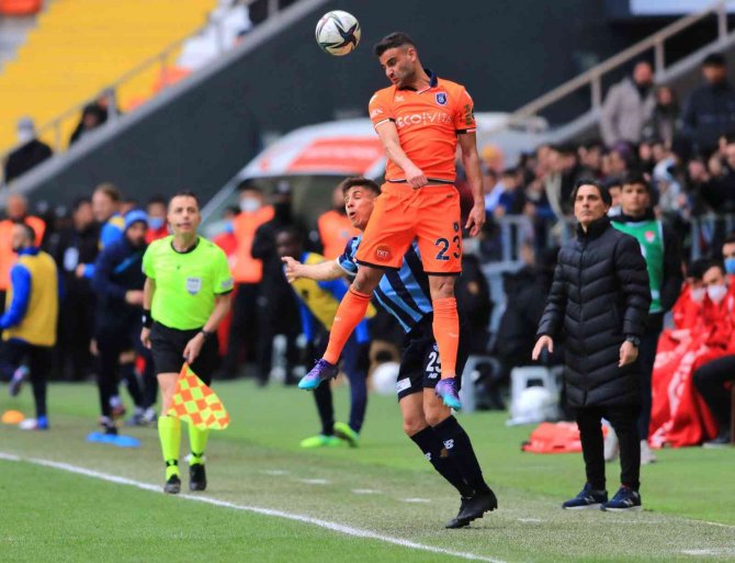 Spor Toto Süper Lig: Adana Demirspor: 2 - Medipol Başakşehir: 1 (Maç Sonucu)