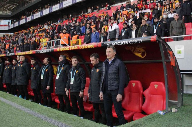 Spor Toto Süper Lig: Göztepe: 0 - Alanyaspor: 0 (İ̇lk Yarı)