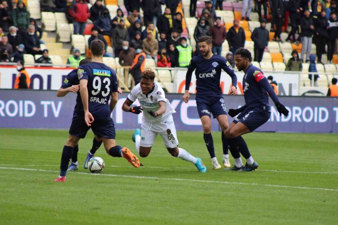 Spor Toto Süper Lig: Yeni Malatyaspor: 0 - Kasımpaşa: 2 (Maç Sonucu)