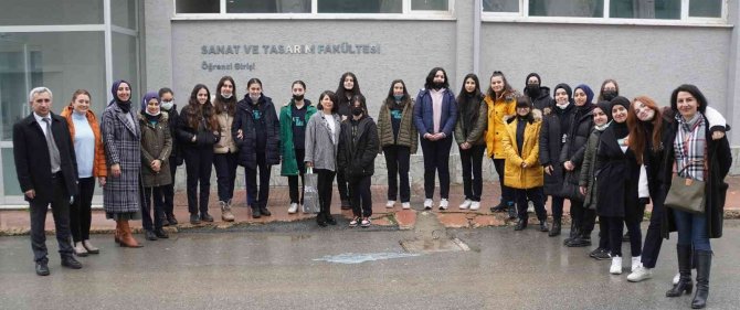 Lise Öğrencilerinden Yalova Üniversitesi’ne Ziyaret